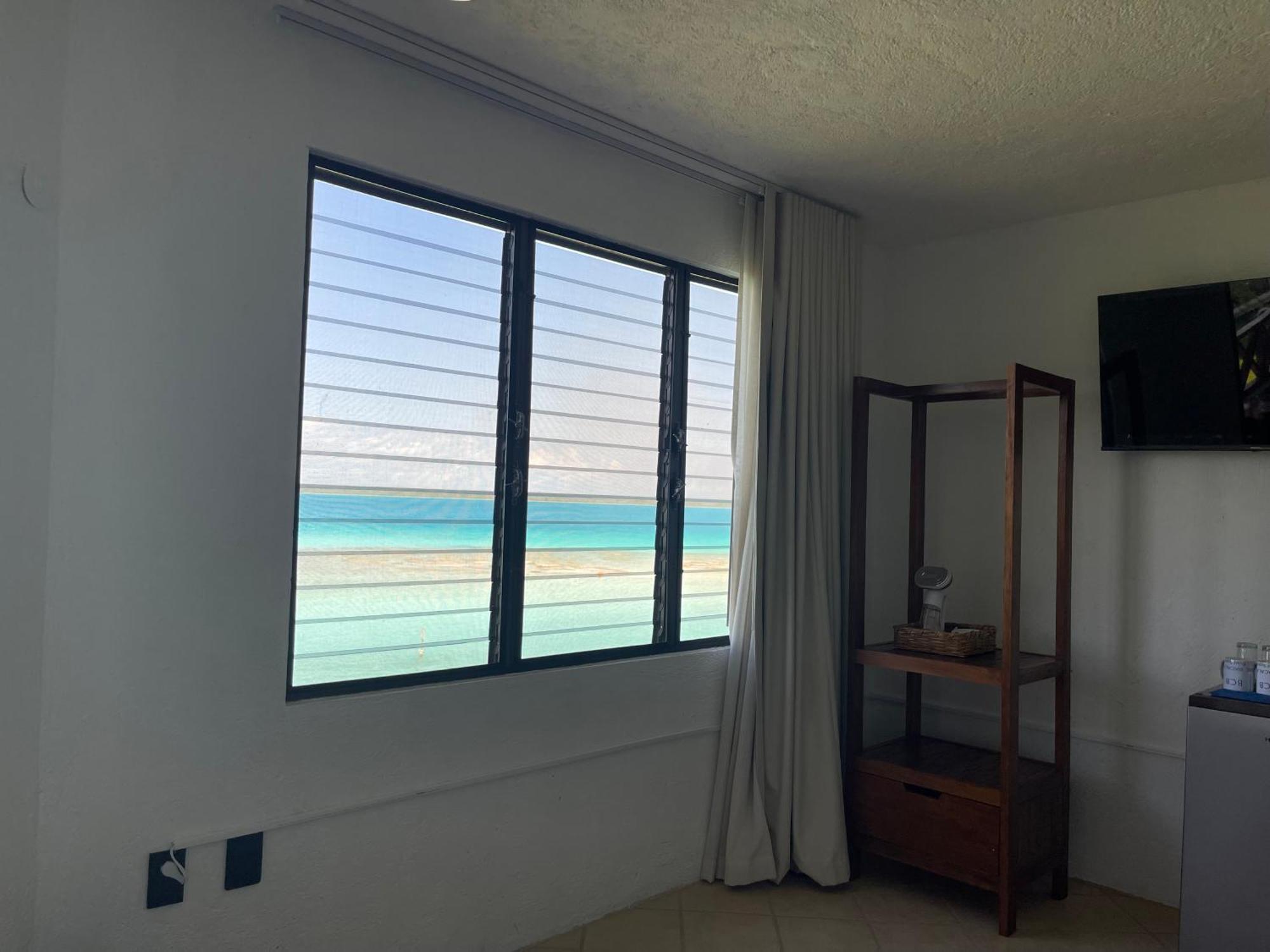 Blue Caribe Bacalar Front Lagoon Екстериор снимка
