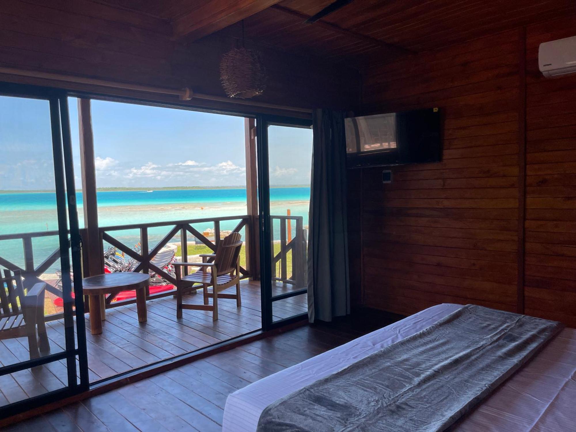 Blue Caribe Bacalar Front Lagoon Екстериор снимка