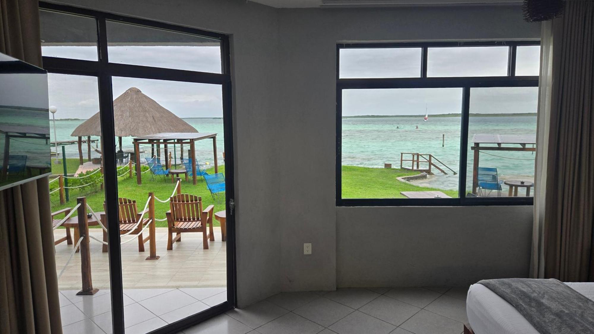 Blue Caribe Bacalar Front Lagoon Екстериор снимка