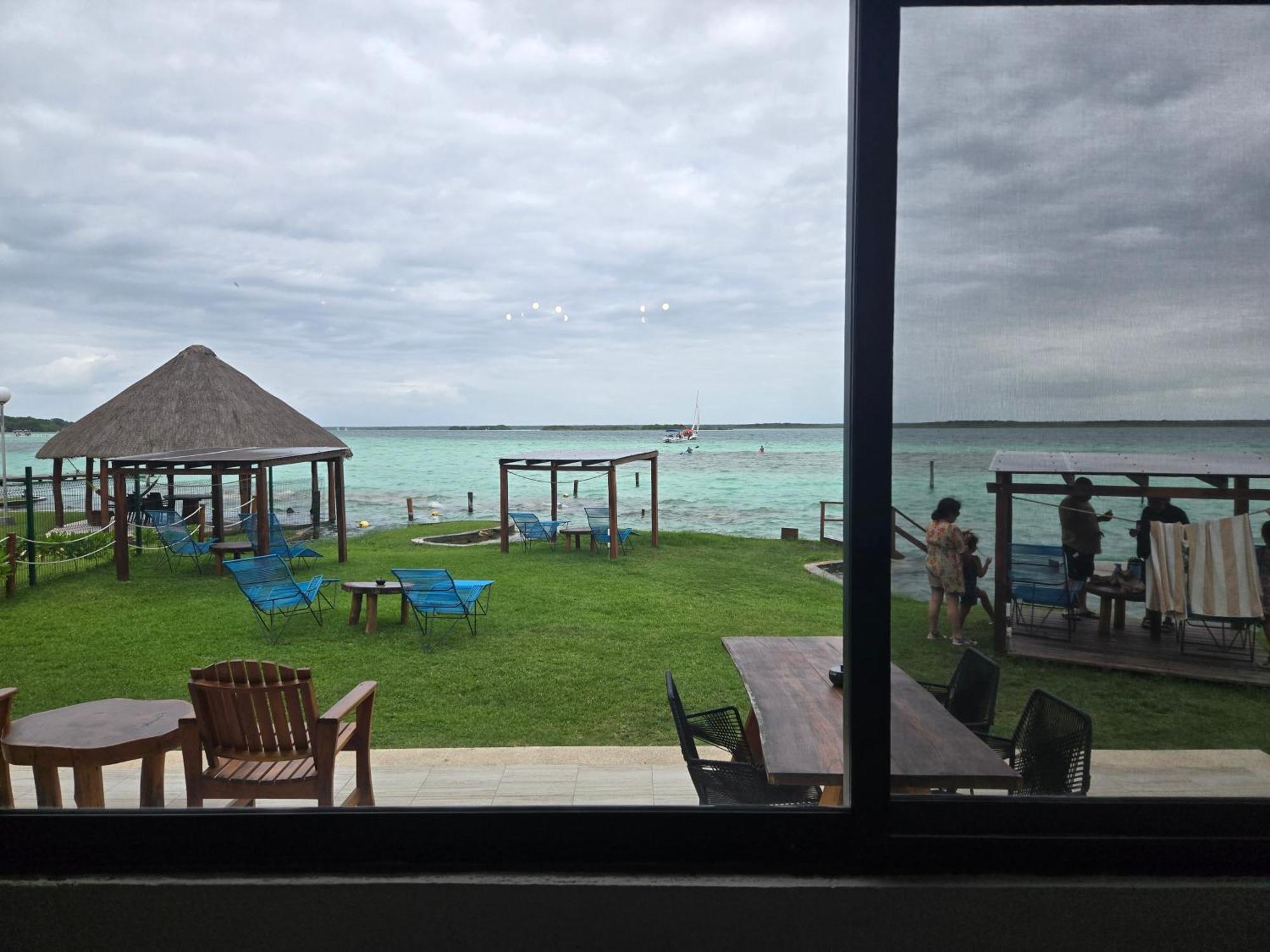 Blue Caribe Bacalar Front Lagoon Екстериор снимка